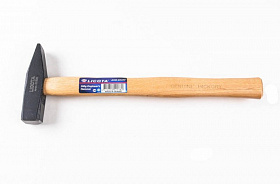 На сайте Трейдимпорт можно недорого купить Молоток с ручкой из дерева гикори 200г AHM-00200. 